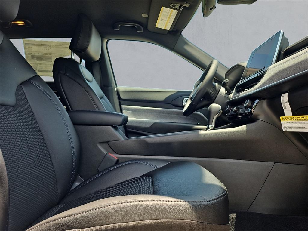 new 2025 Jeep Compass car, priced at $23,495