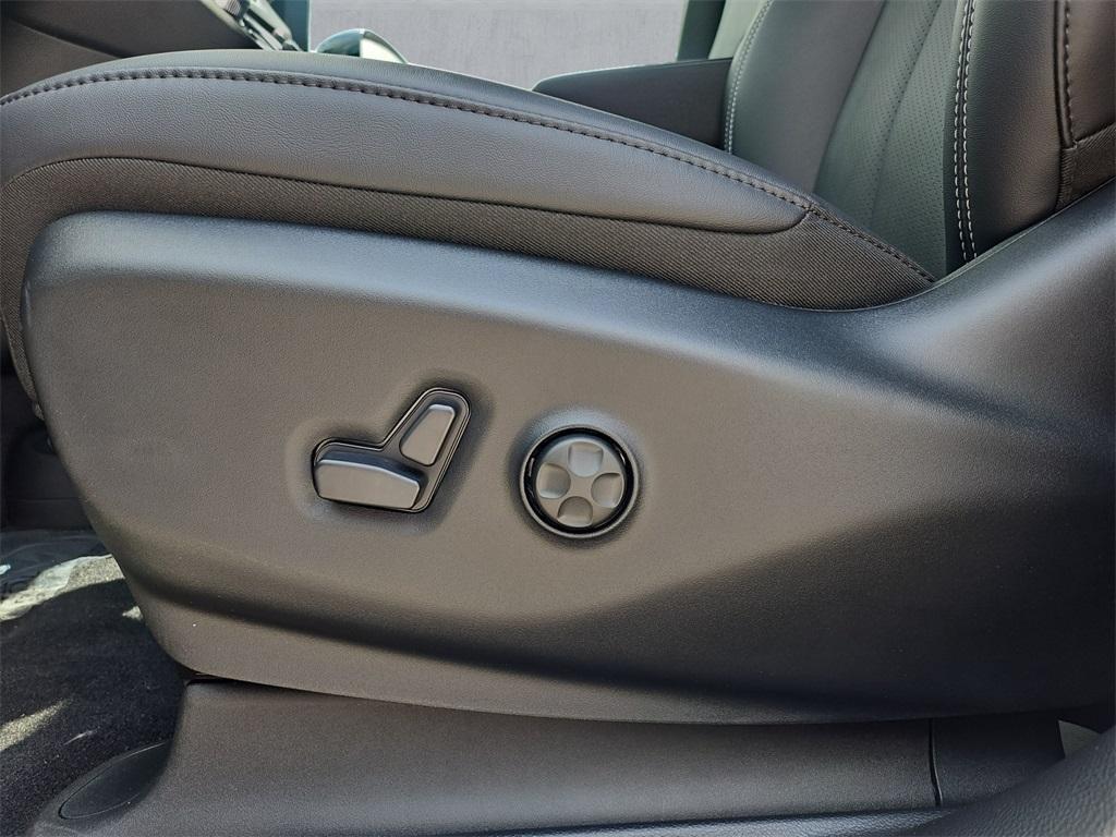 new 2025 Chrysler Voyager car, priced at $36,495