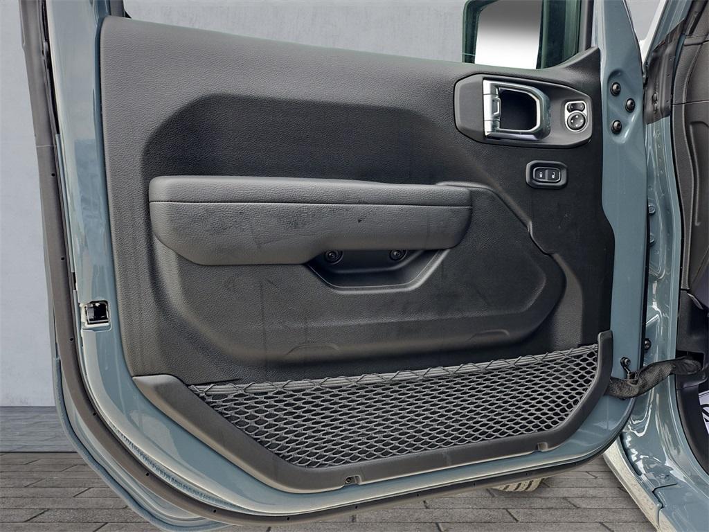 new 2025 Jeep Wrangler car, priced at $40,995
