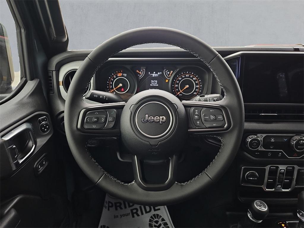 new 2025 Jeep Wrangler car, priced at $40,995