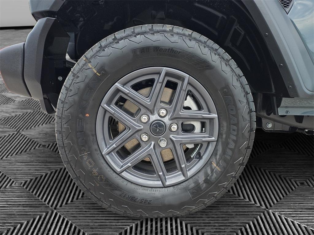 new 2025 Jeep Wrangler car, priced at $40,995
