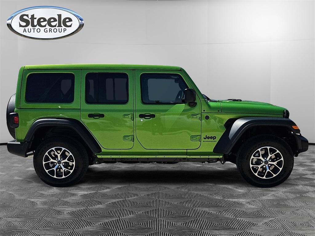 new 2025 Jeep Wrangler car, priced at $47,412