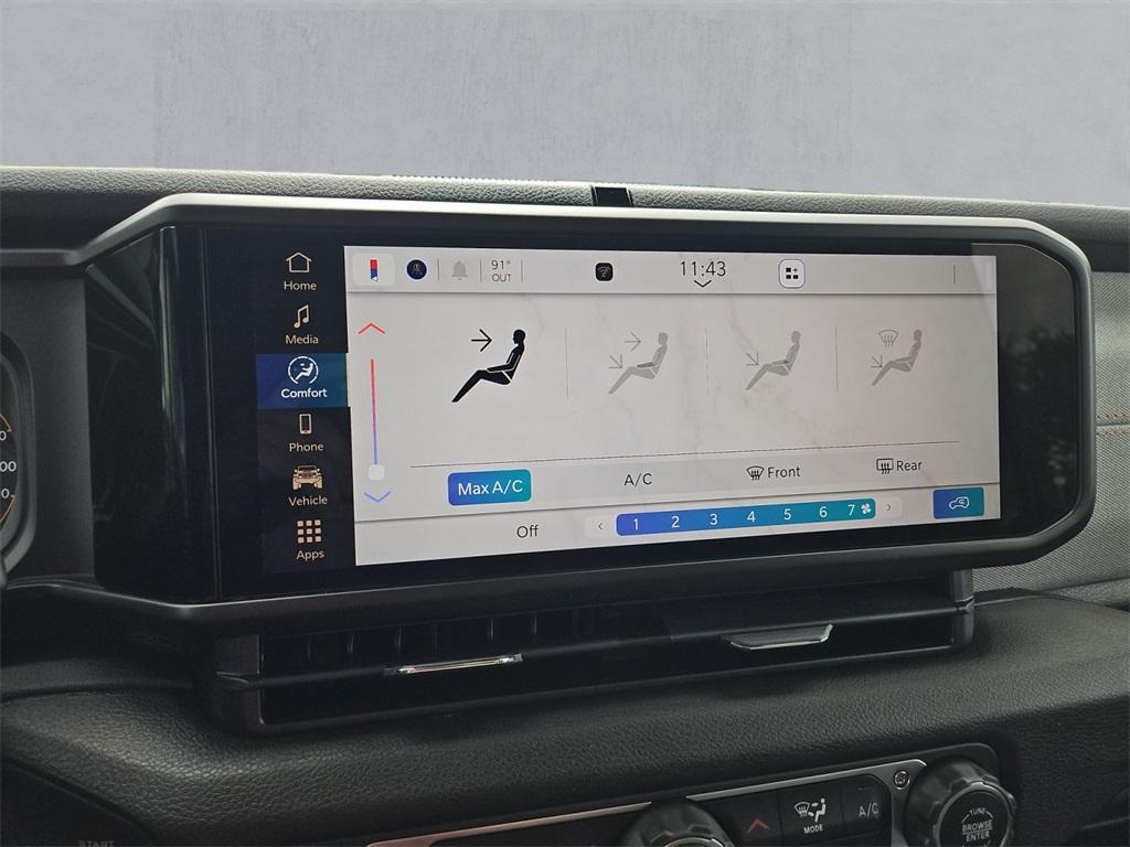 new 2025 Jeep Wrangler car, priced at $39,958