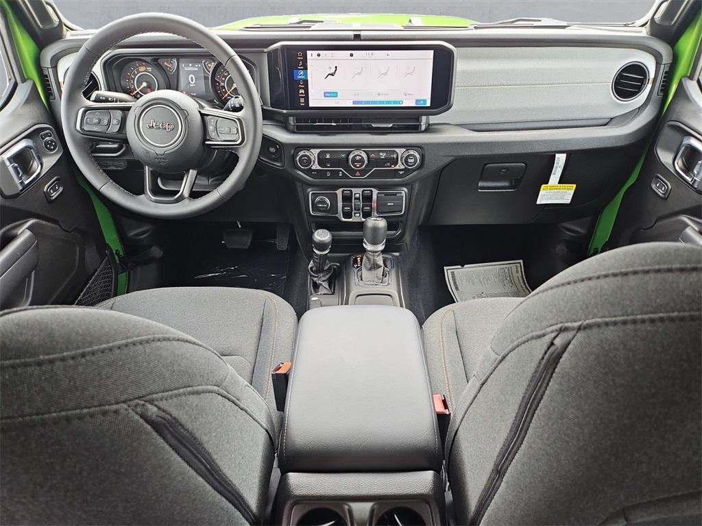 new 2025 Jeep Wrangler car, priced at $39,958