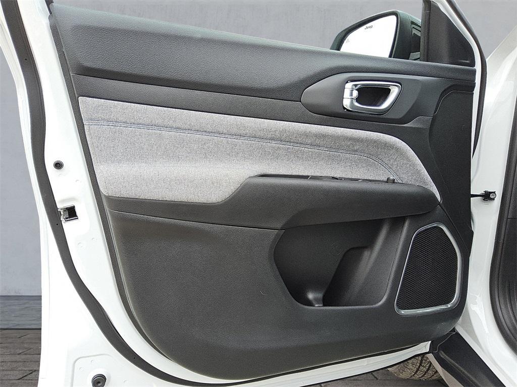 new 2026 Jeep Compass car, priced at $31,362