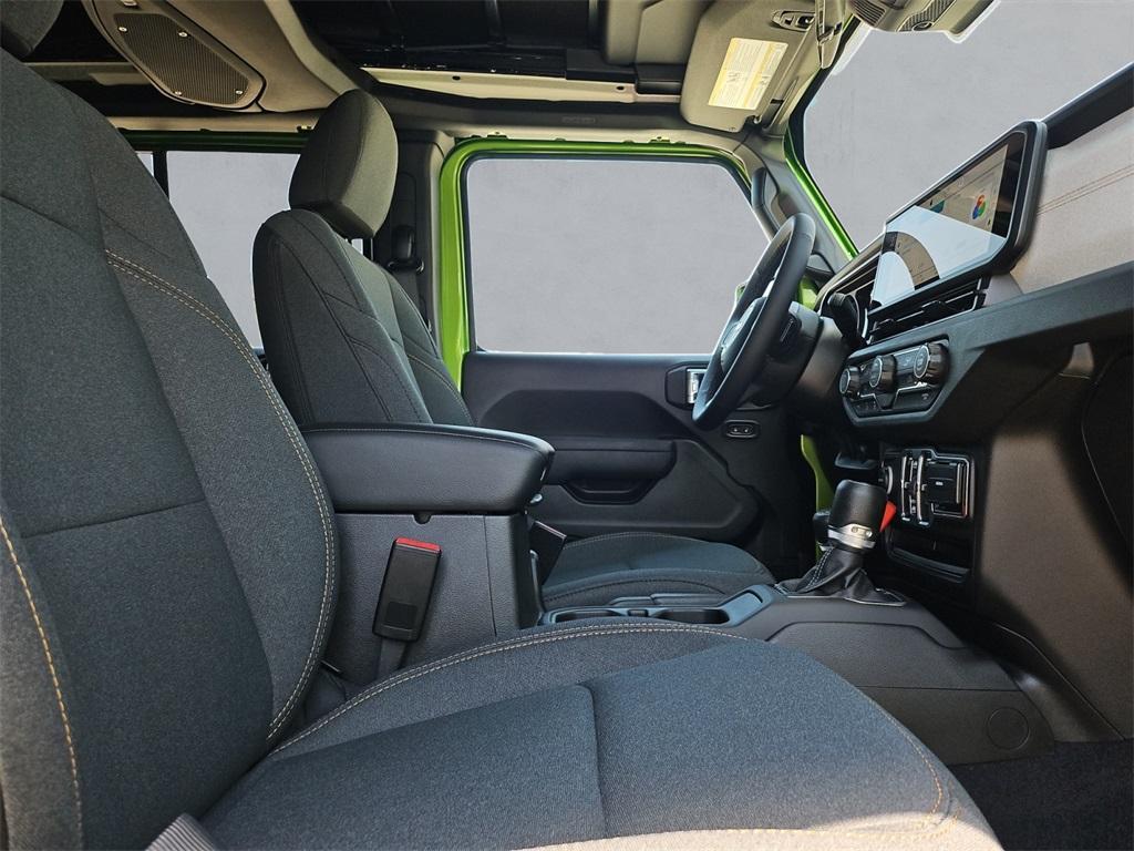 new 2025 Jeep Wrangler car, priced at $44,090