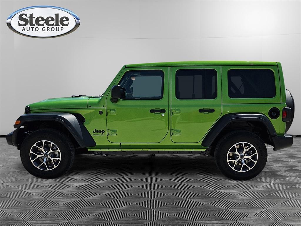 new 2025 Jeep Wrangler car, priced at $44,090