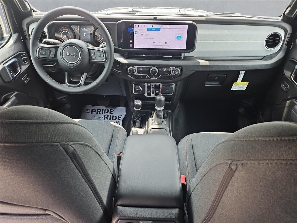 new 2025 Jeep Wrangler car, priced at $44,080