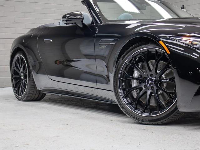 used 2024 Mercedes-Benz AMG SL 43 car, priced at $104,996