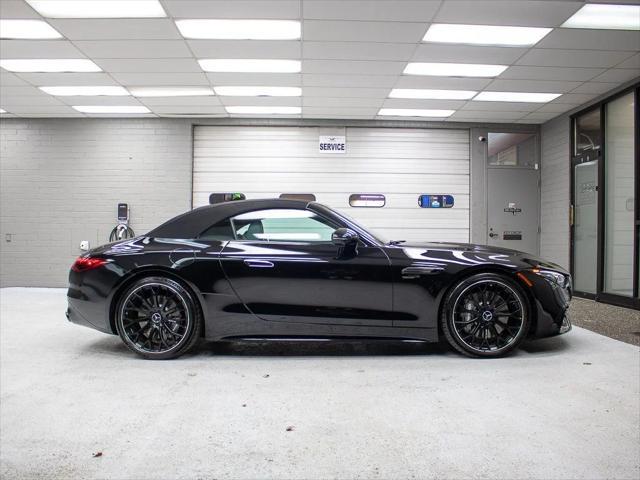 used 2024 Mercedes-Benz AMG SL 43 car, priced at $104,996