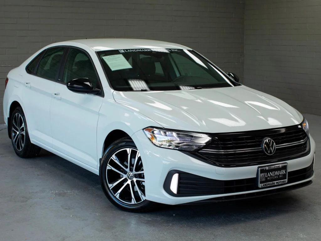 used 2024 Volkswagen Jetta car, priced at $19,995