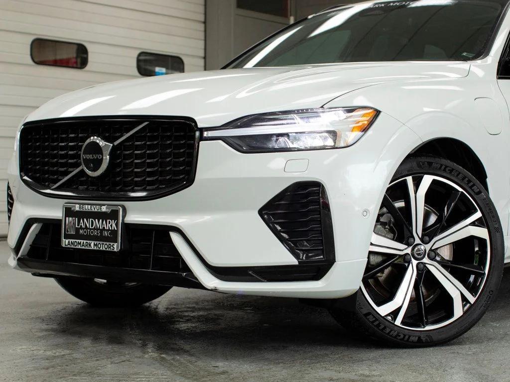used 2022 Volvo XC60 Recharge Plug-In Hybrid car, priced at $39,777