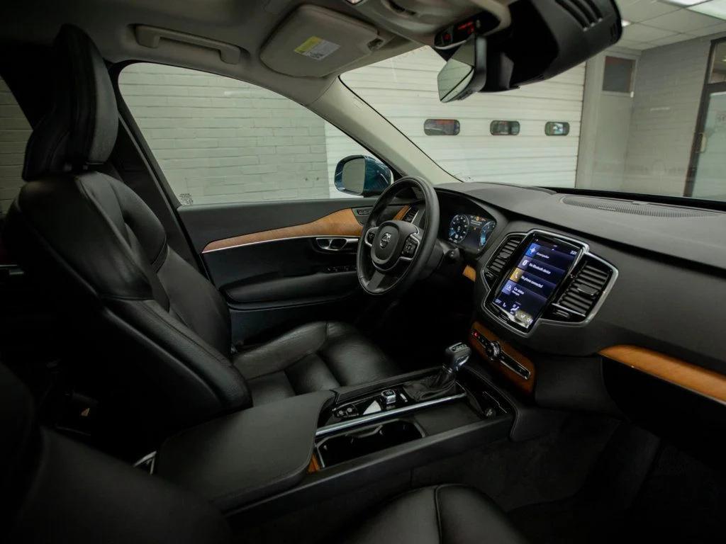 used 2022 Volvo XC90 car, priced at $41,697