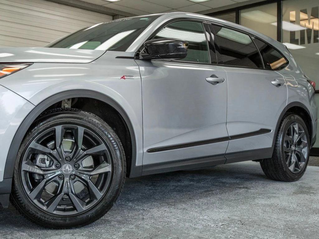used 2022 Acura MDX car, priced at $42,997