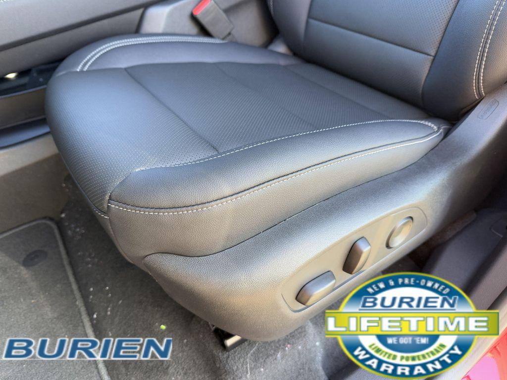 new 2026 Chevrolet Traverse car, priced at $45,690