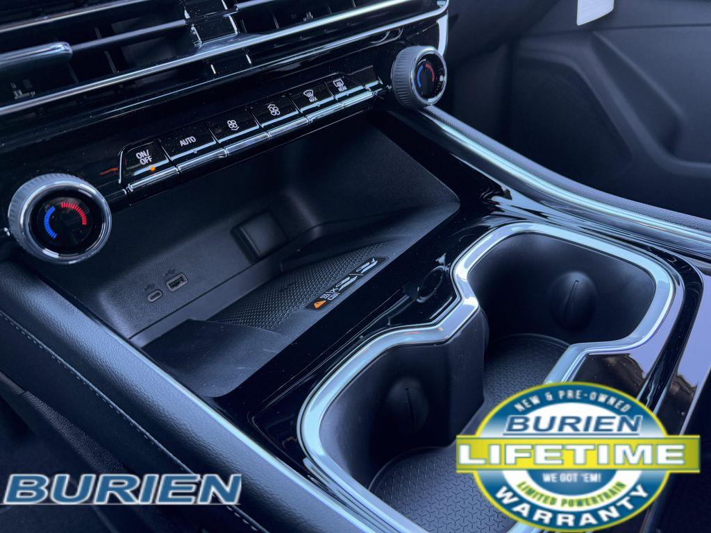 new 2026 Chevrolet Traverse car, priced at $45,690