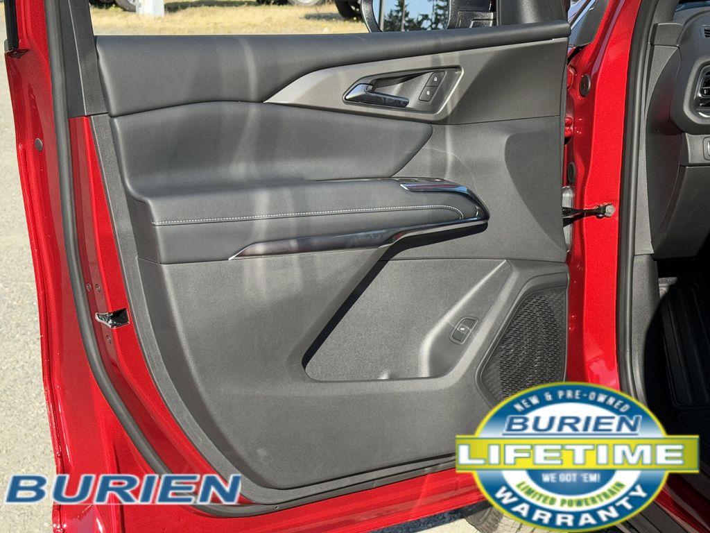 new 2026 Chevrolet Traverse car, priced at $45,690