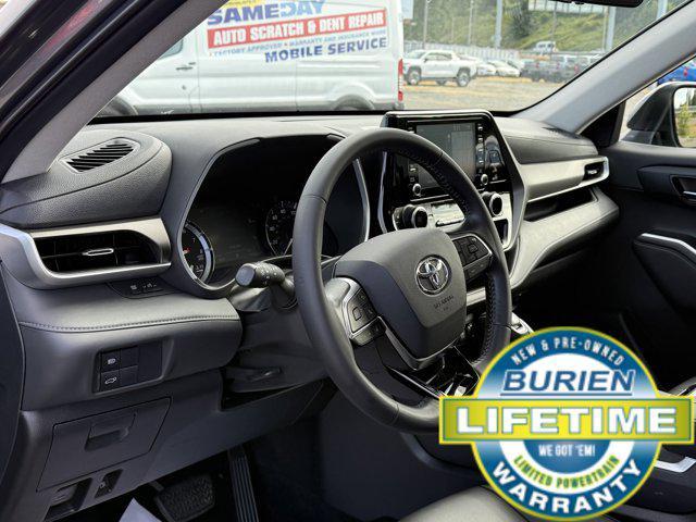 used 2020 Toyota Highlander car, priced at $30,485