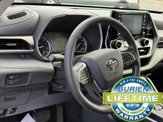 used 2020 Toyota Highlander car, priced at $30,485