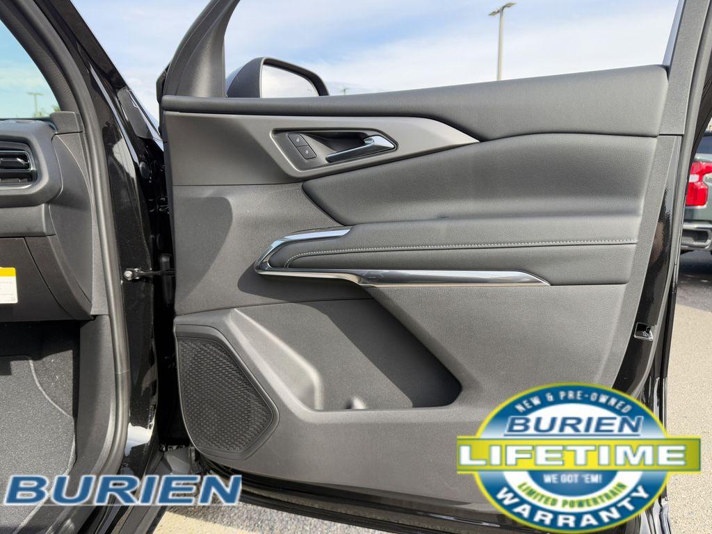 new 2026 Chevrolet Traverse car, priced at $46,980