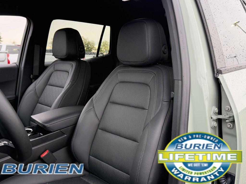 new 2026 Chevrolet Equinox car, priced at $33,045