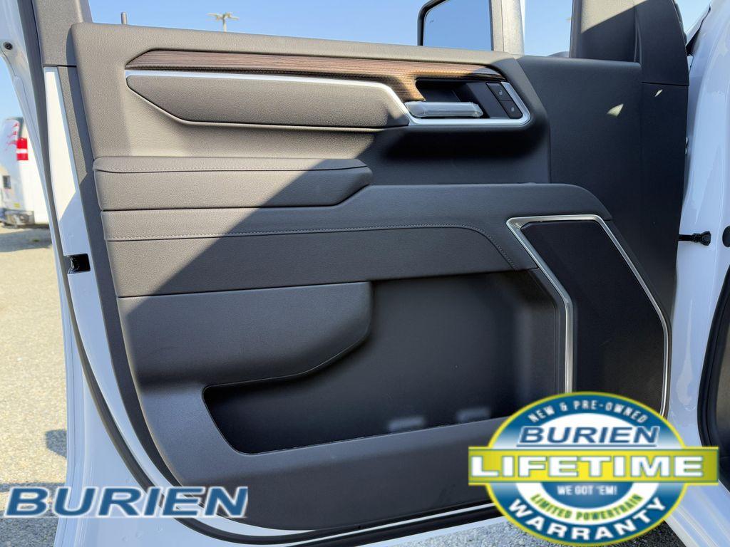 new 2025 Chevrolet Silverado 2500 car, priced at $59,992