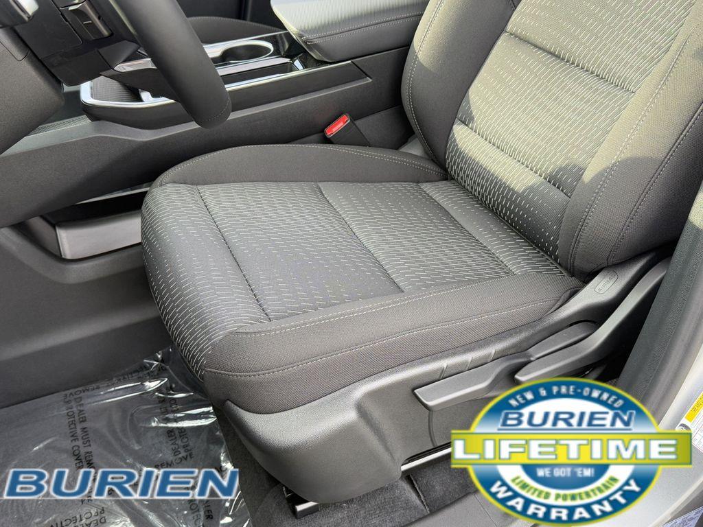 new 2026 Chevrolet Equinox car, priced at $30,290