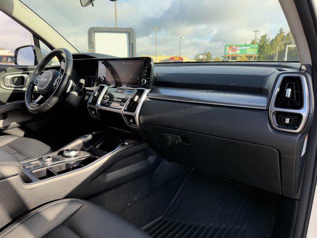 used 2022 Kia Sorento Hybrid car, priced at $21,845