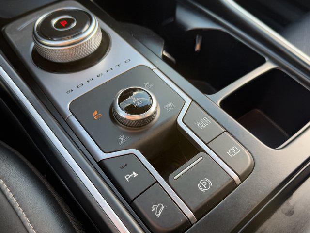 used 2022 Kia Sorento Hybrid car, priced at $21,845