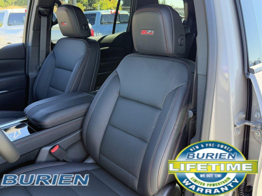 new 2026 Chevrolet Traverse car, priced at $53,359