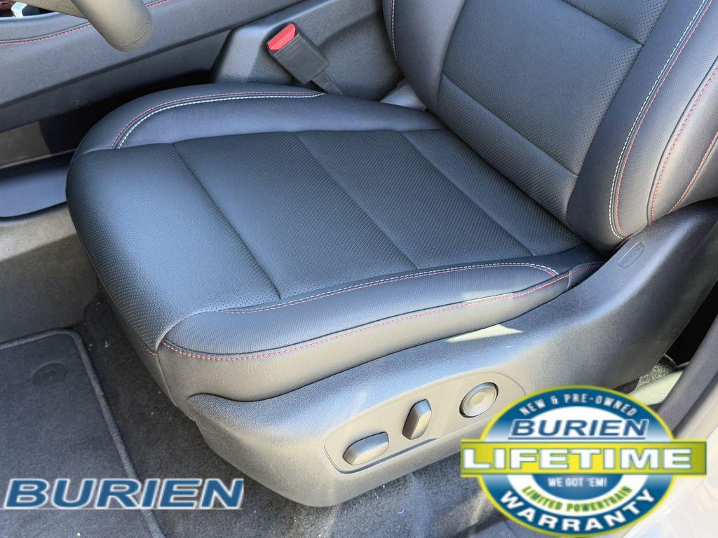 new 2026 Chevrolet Traverse car, priced at $53,359