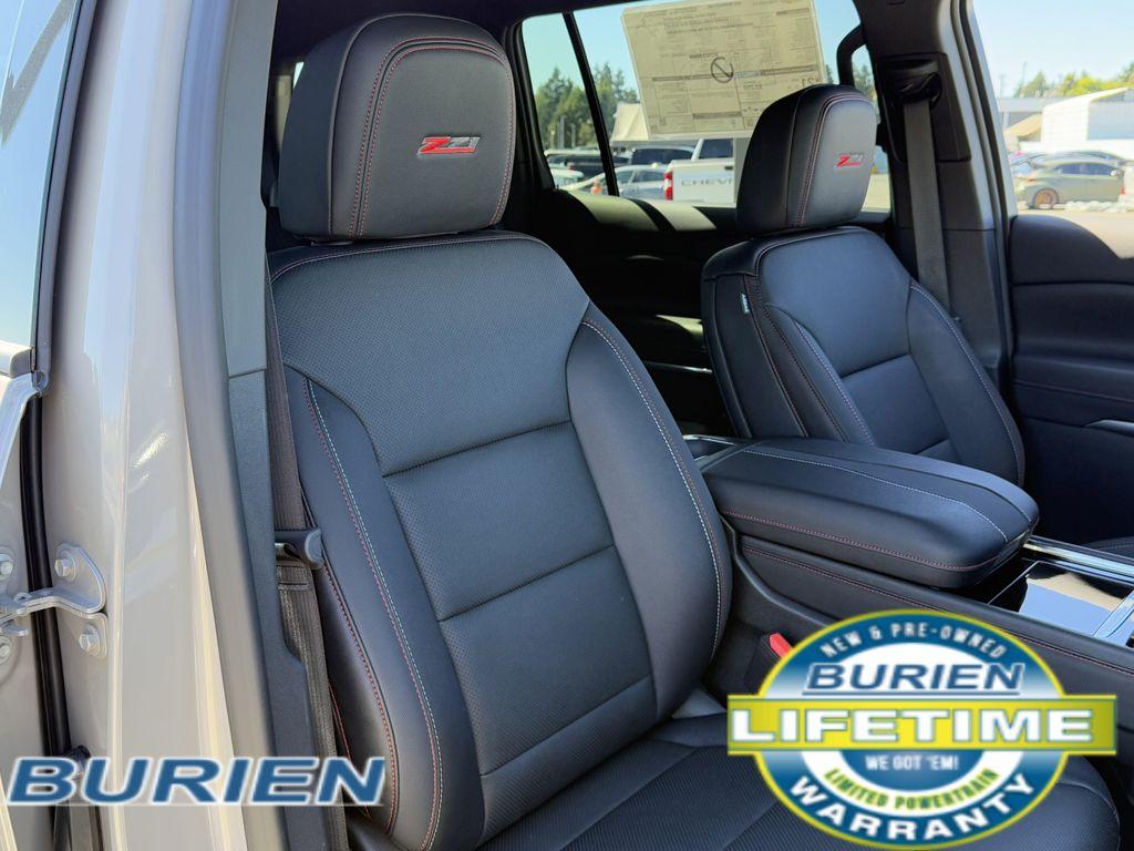 new 2026 Chevrolet Traverse car, priced at $53,359