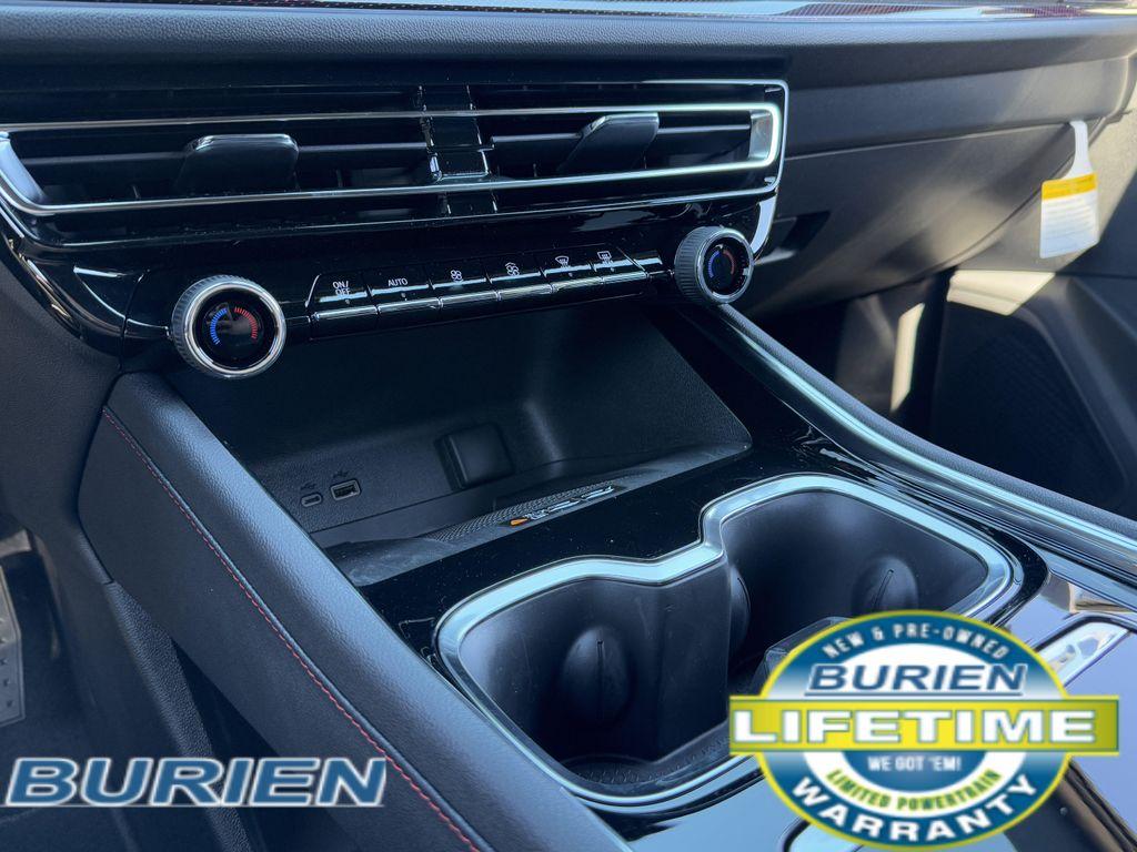 new 2026 Chevrolet Traverse car, priced at $53,359