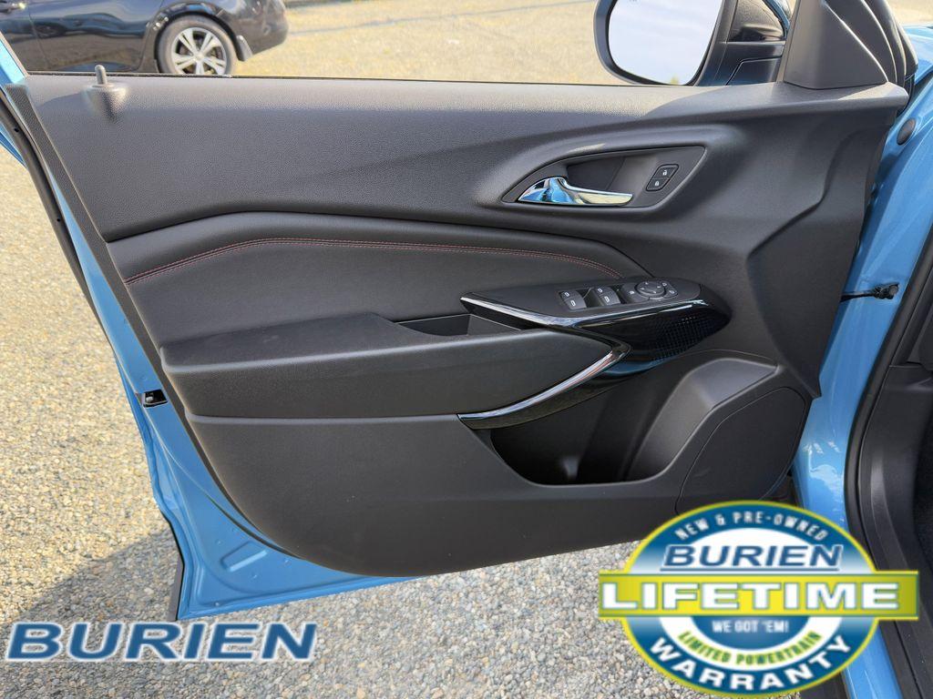 new 2025 Chevrolet Trax car, priced at $26,480