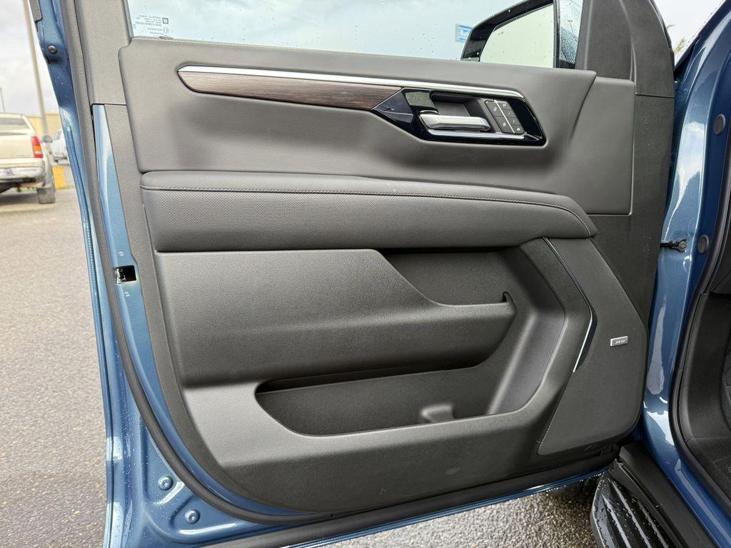 new 2026 Chevrolet Suburban car, priced at $90,350