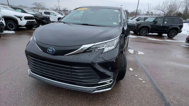 used 2023 Toyota Sienna car, priced at $42,500