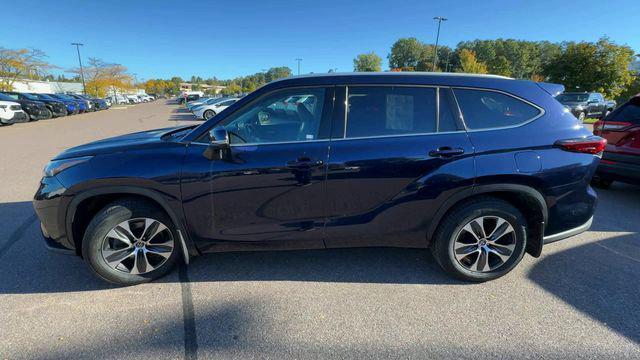 used 2022 Toyota Highlander car, priced at $35,000