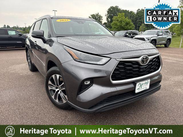 used 2022 Toyota Highlander car, priced at $36,500