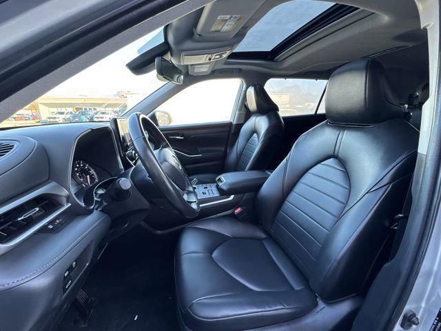 used 2023 Toyota Highlander car, priced at $37,000