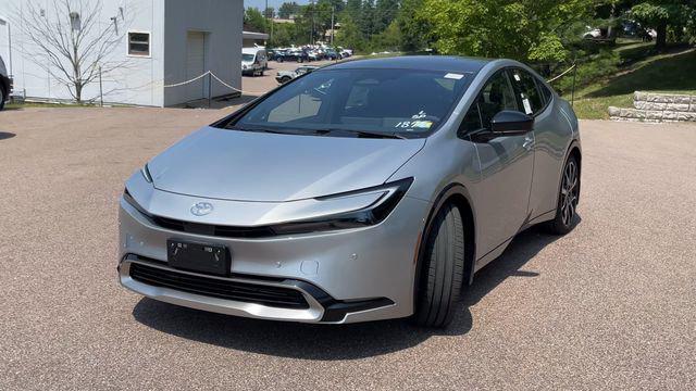 new 2025 Toyota Prius Plug-In Hybrid car, priced at $44,543
