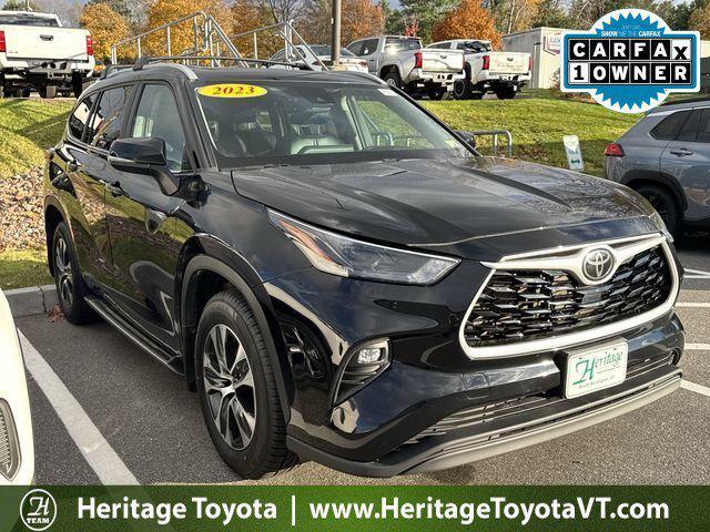 used 2023 Toyota Highlander car, priced at $36,500