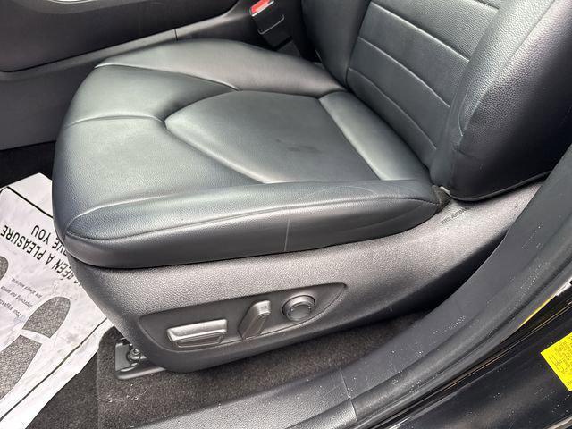 used 2023 Toyota Highlander car, priced at $36,500