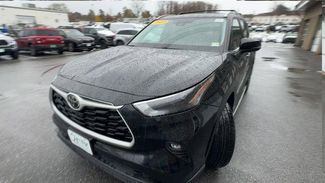 used 2023 Toyota Highlander car, priced at $36,500