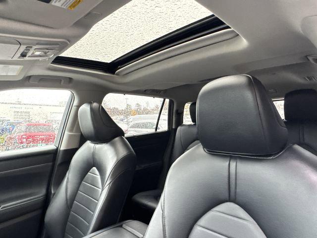 used 2023 Toyota Highlander car, priced at $36,500