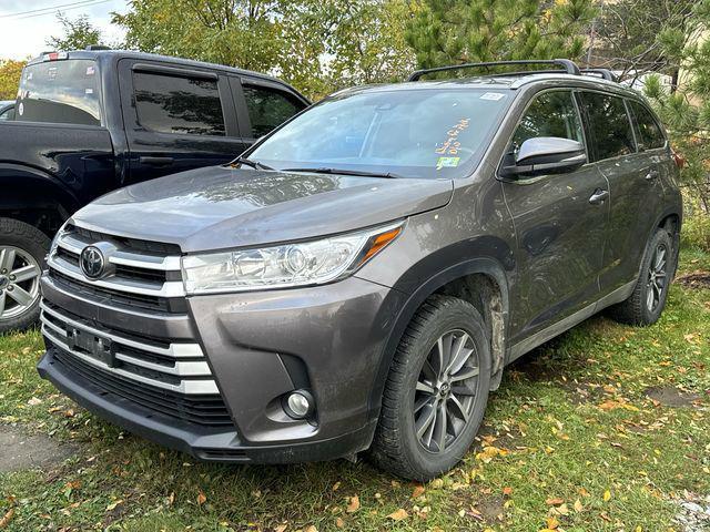 used 2019 Toyota Highlander car, priced at $26,500