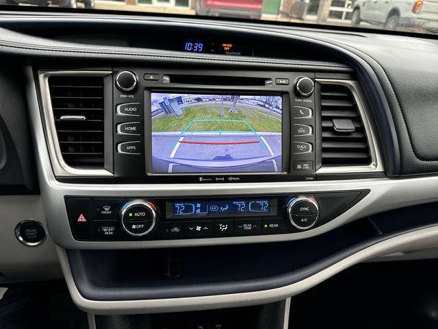 used 2019 Toyota Highlander car, priced at $26,500