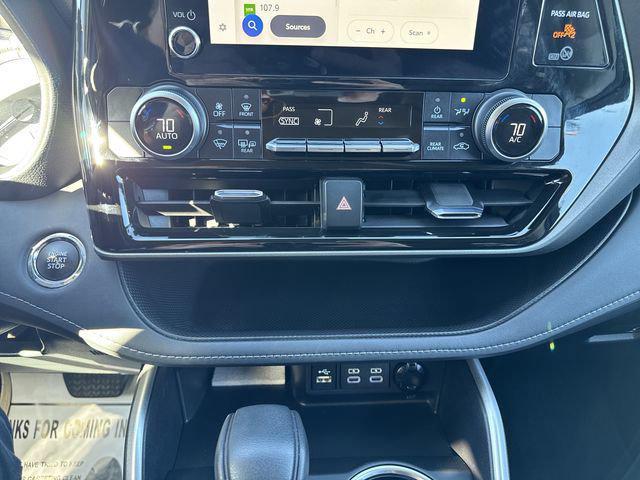 used 2023 Toyota Highlander car, priced at $38,000
