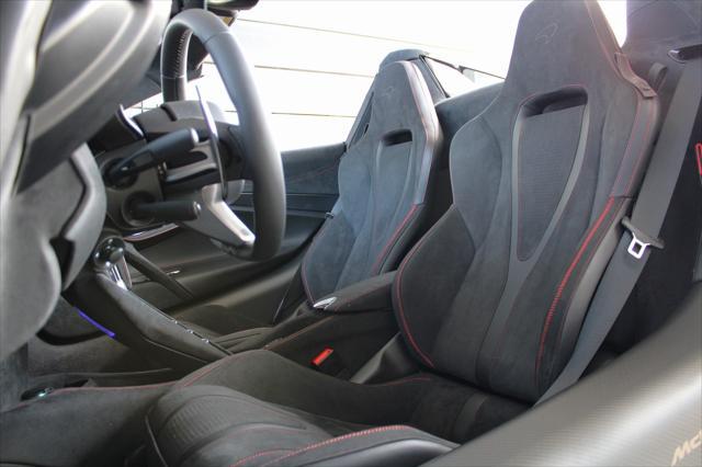 new 2024 McLaren 750S car, priced at $414,890