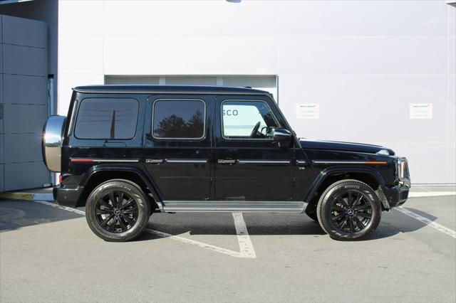 used 2022 Mercedes-Benz G-Class car, priced at $129,991