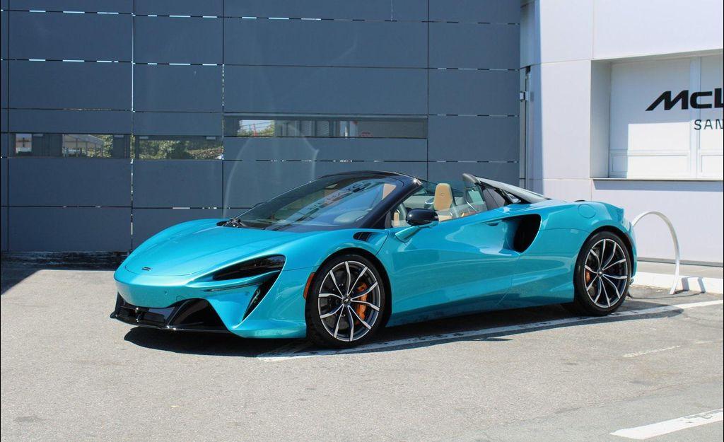 new 2026 McLaren Artura car, priced at $330,000